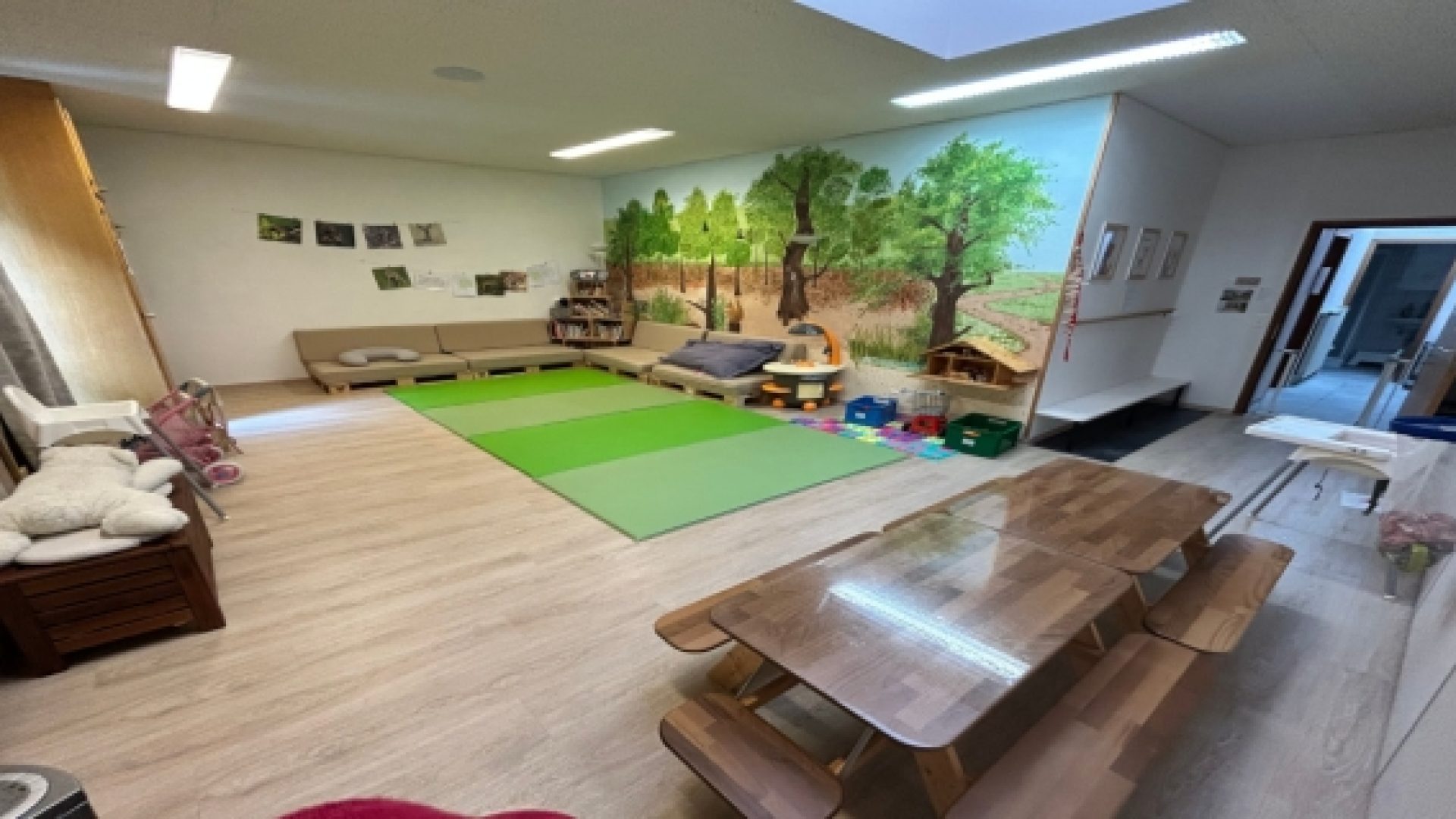 Le Café des mamans : un lieu pour prévenir la solitude maternelle