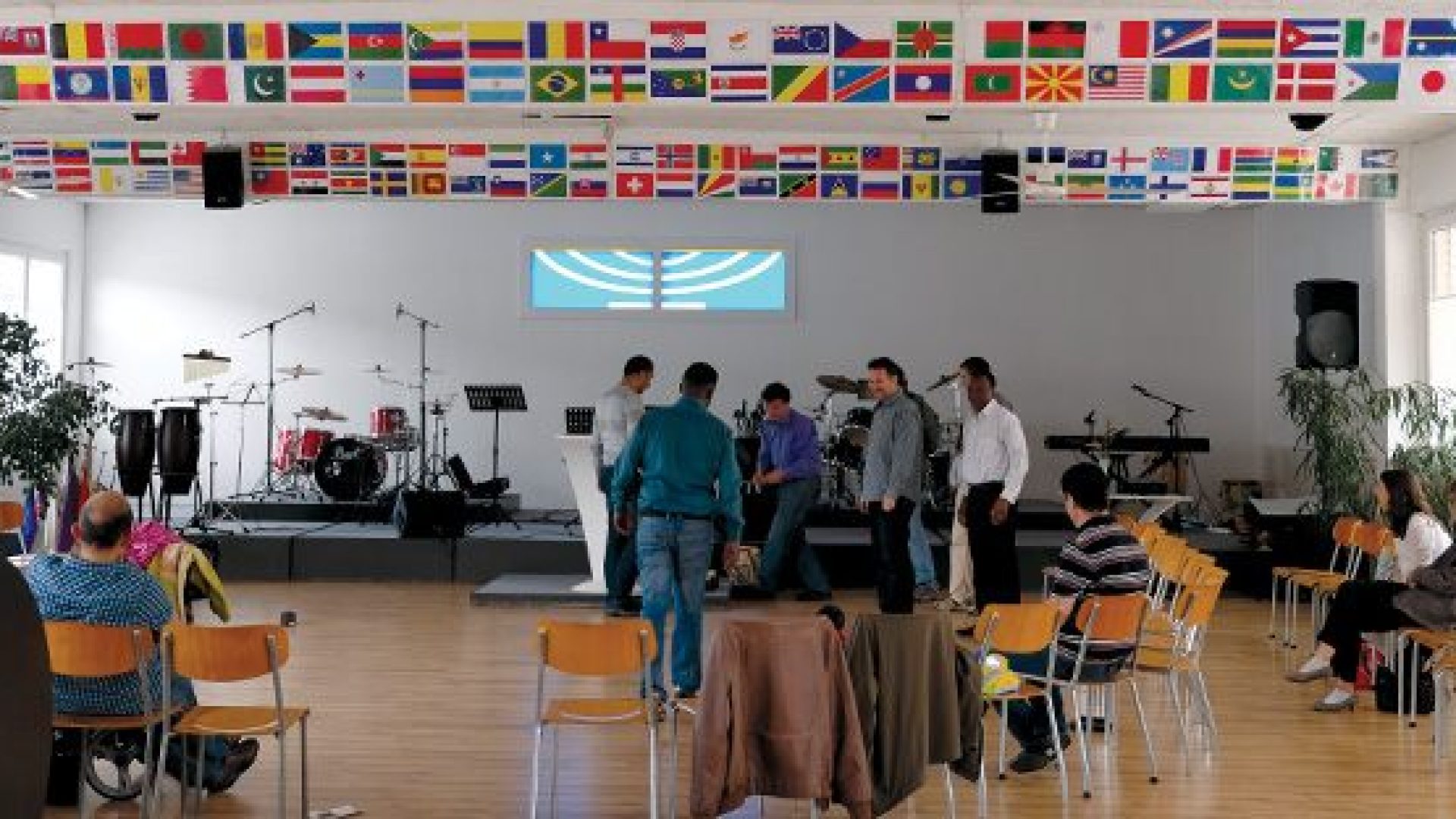 Les chrétiens partent à la rencontre des étrangers à Moudon