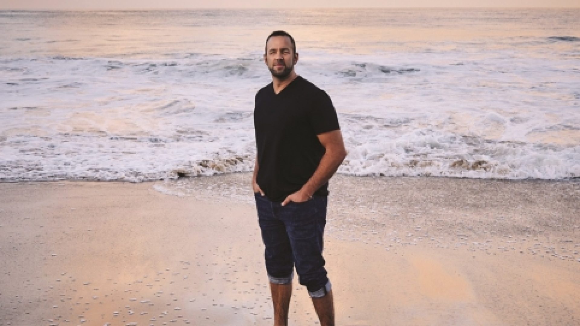 « Benny Hinn est mon oncle, mais l’évangile de la prospérité n’est pas pour moi » par Costi Hinn