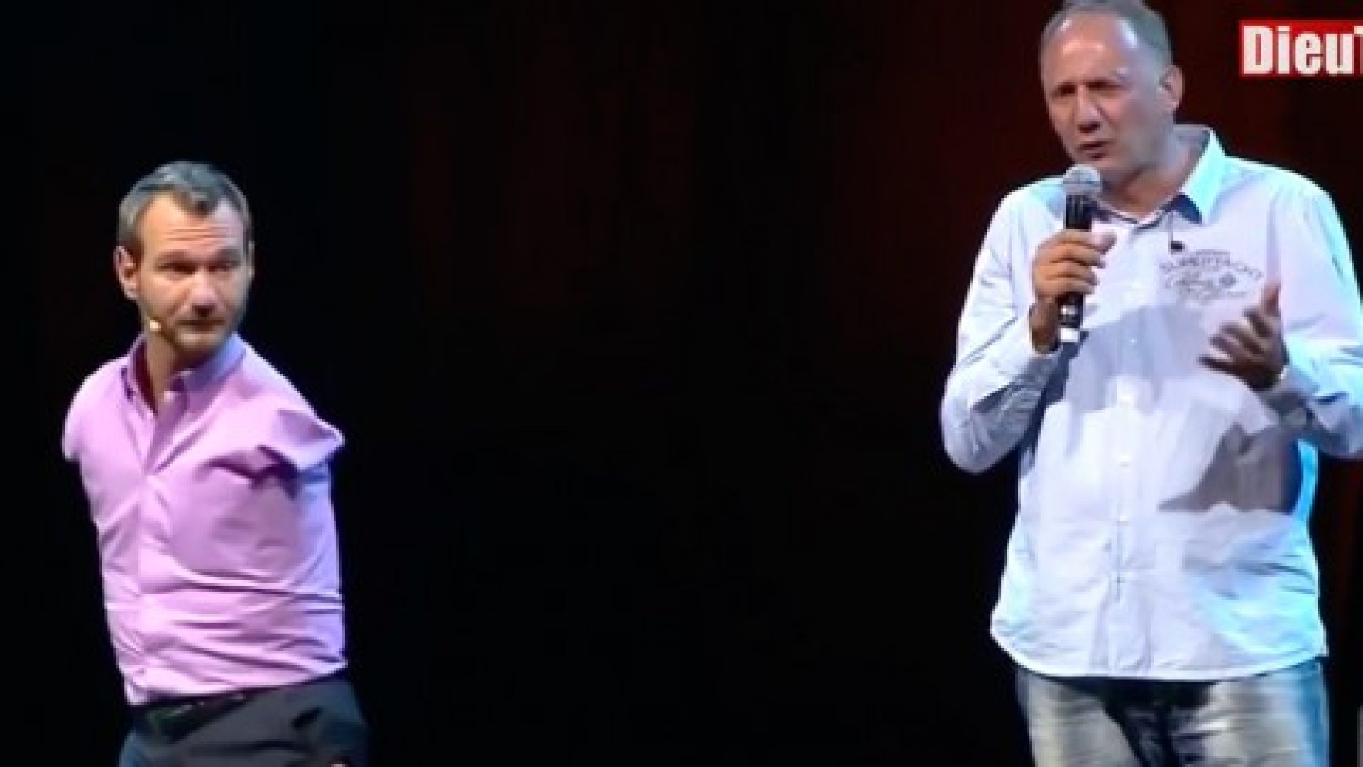 Ciel ! Mon info accueille Nick Vujicic, un conférencier sans jambes et sans bras