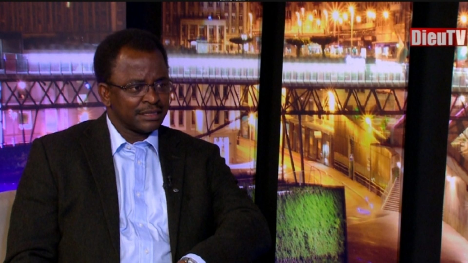 «Il y a urgence au Burkina Faso!», selon Illia Djadi de Portes ouvertes (en bonus l'interview de Radio R)