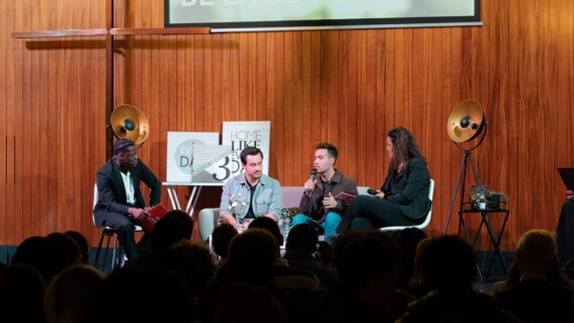 Des jumeaux romands publient «Simple comme bonjour», un livre sur l'évangélisation