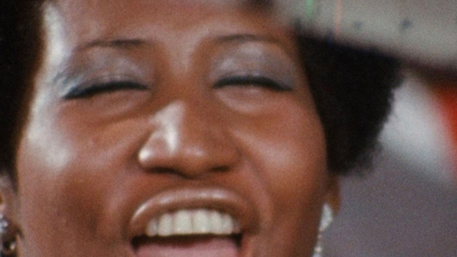 «Amazing Grace» avec Aretha Franklin : un film de louange qui pousse à célébrer la grâce de Dieu (nouvelle publication)